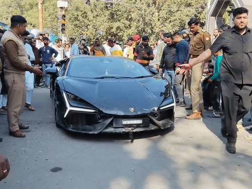 लेम्बोर्गिनी से 6 को उड़ाया, कारोबारी के बेटे पर FIR:कमिश्नर ने कहा- जांच के बाद नाम सामने आया; पहले अज्ञात पर केस दर्ज किया था