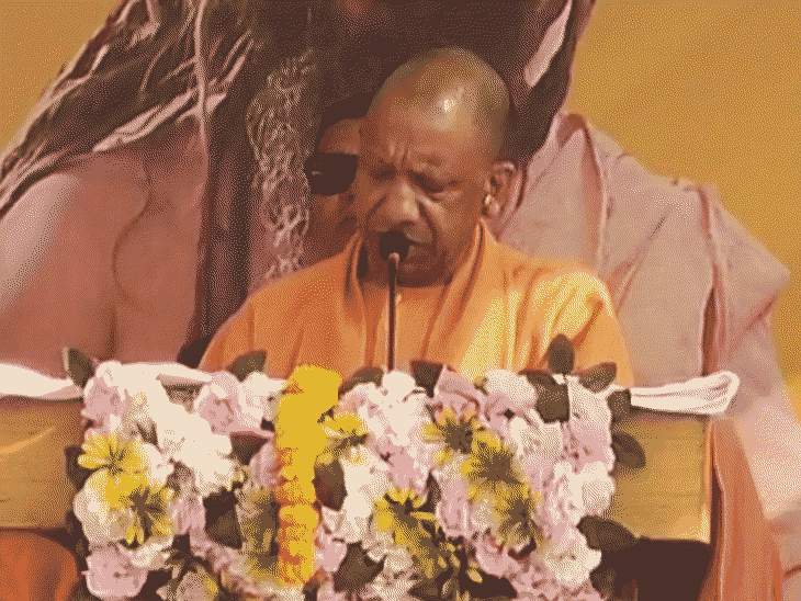 योगी बोले-कटे इसलिए थे, क्योंकि बंटे थे:फिर बेटेंगे, तो कटेंगे; बांग्लादेश में रोज दलित हिंदू मारे जा रहे