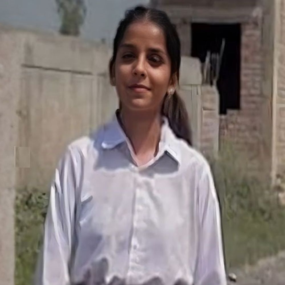 तरनतारन के लॉ कॉलेज में छात्रा का मर्डर:  क्लासरूम में युवक ने गोली मारी, फिर खुद को भी शूट कर सुसाइड किया; दोनों वहीं पढ़ते थे – tarn-taran News