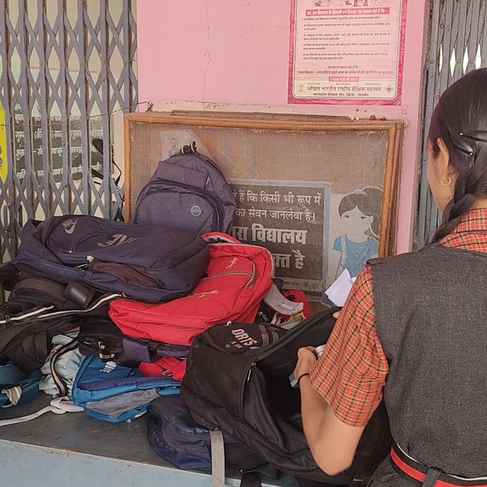 रायसेन में 12वीं बोर्ड परीक्षा 11,651 परीक्षार्थी:  जूते-सॉक्स उतरवाए; प्रश्नपत्रों की लोकेशन थाने से सेंटर तक की गई ट्रैक – Raisen News