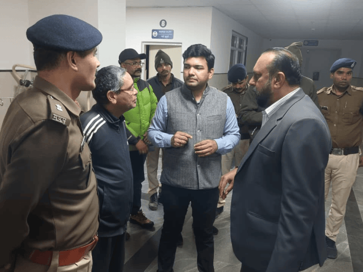 रायसेन में श्रद्धालुओं से भरी ट्रैक्टर-ट्रॉली पलटी:  नाबालिग ड्राइव कर रहा था; बुजुर्ग महिला की मौत, 10 बच्चों सहित 27 घायल – Raisen News