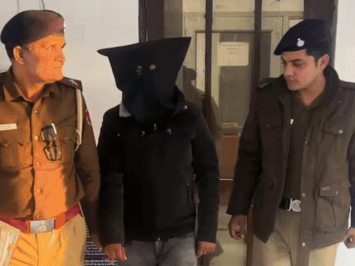 चंडीगढ़ पुलिस ने दबोचा राजस्थान का फर्जी मौलवी:  डर दिखा परेशान महिलाओं को ठगता, सोशल मीडिया पर डालता फर्जी धार्मिक विज्ञापन – Chandigarh News