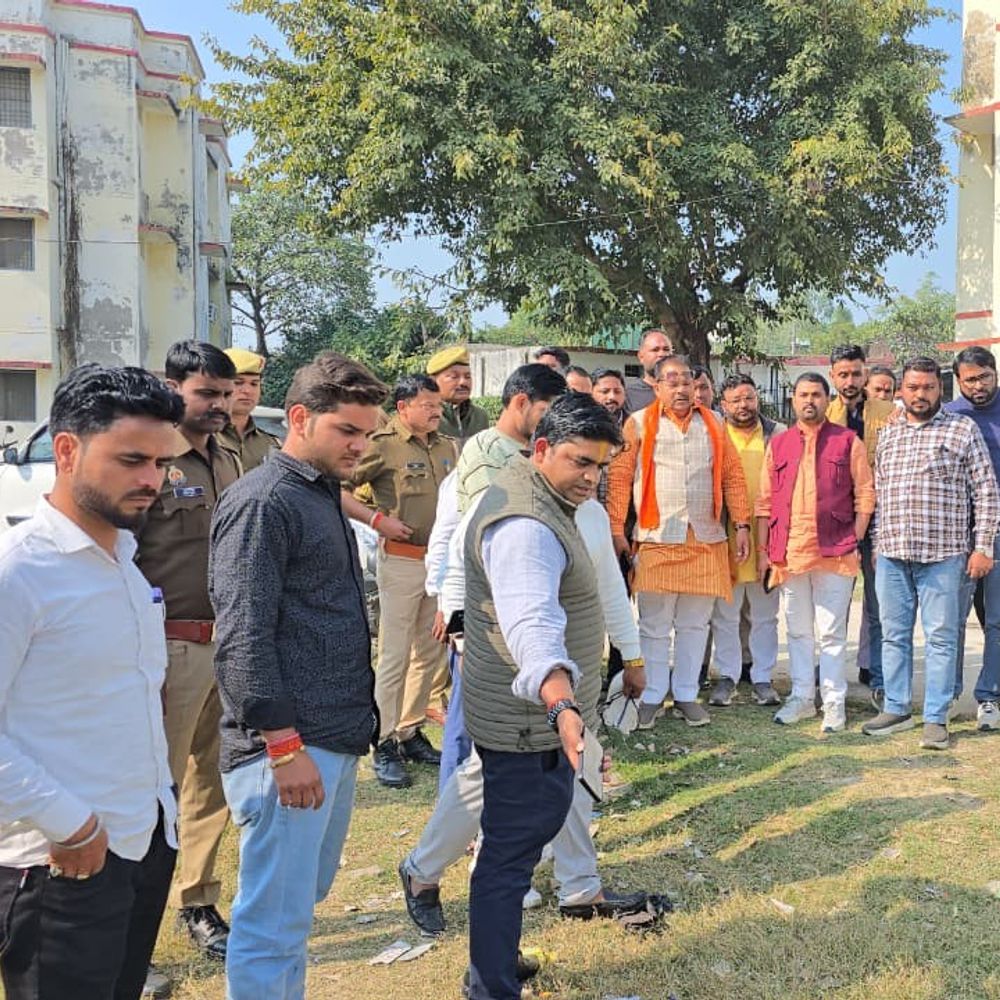 घोड़ा-कुत्ता-बिल्ली सब खा जाते हैं, 12 देवता नहीं खाते:तहसील परिसर में अवशेष मिलने पर राघवेंद्र ने कहा- यह सोची-समझी साजिश