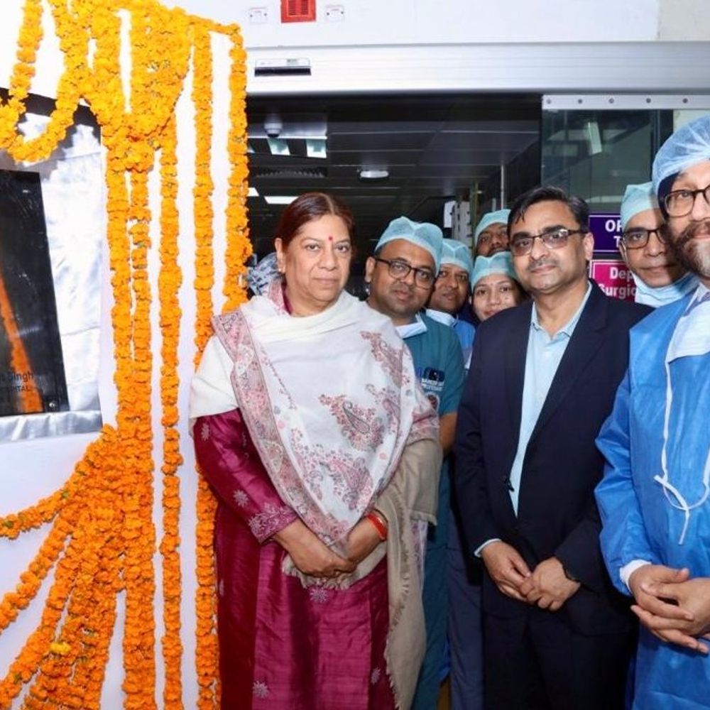 KGMU में दा विंची तकनीक की एंट्री:अब ऑपरेशन में ज्यादा सटीकता, मरीजों को तेज रिकवरी का भरोसा