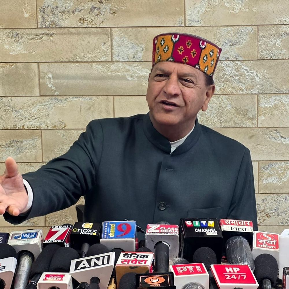 हिमाचल भाजपा अध्यक्ष का कांग्रेस सरकार पर हमला:  डॉ. बिंदल बोले-ओएसडी पर खर्च किए जा रहे करोड़ों, हेलीकॉप्टर के उपयोग पर भी सवाल उठाए – Shimla News
