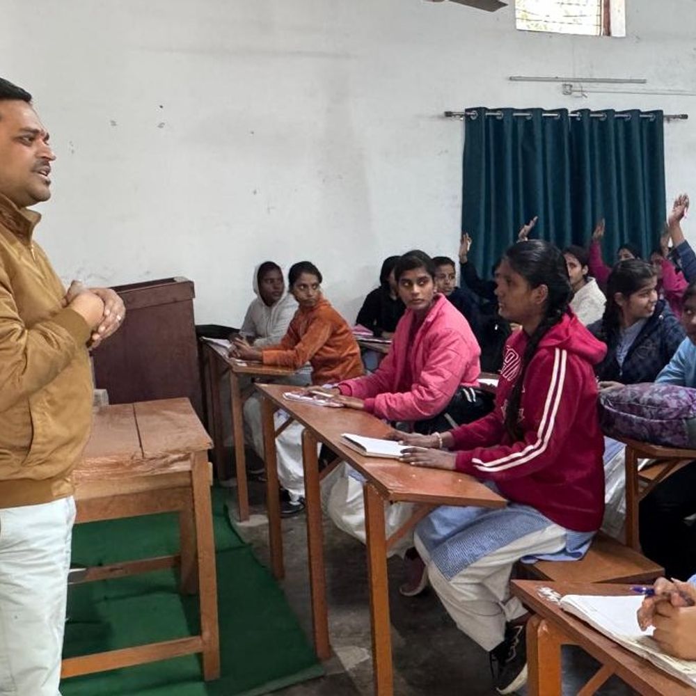 एपी सेन कॉलेज में ITC मिशन सुनहरा कल:छात्राओं को कौशल प्रशिक्षण और रोजगार के अवसर दिए