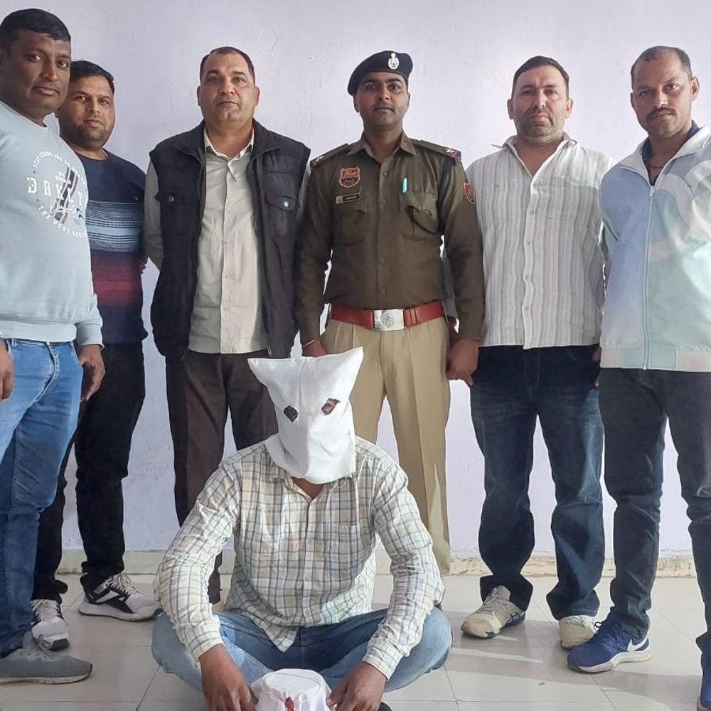 हांसी पुलिस ने अवैध हथियार के साथ युवक को पकड़ा:  देसी पिस्तौल और सात जिंदा कारतूस बरामद, आर्म्स एक्ट में केस दर्ज – Hansi News