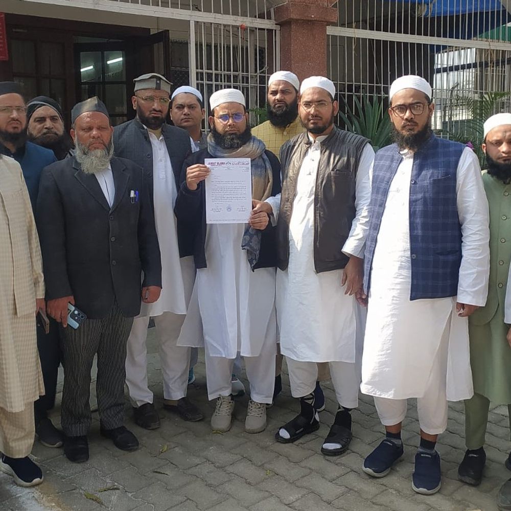 जमीयत उलमा-ए-हिंद ने डीएम से की मुलाकात:रमजान में रात में दुकान खोलने और मस्जिदों पर लाउडस्पीकर लगाने की मांग