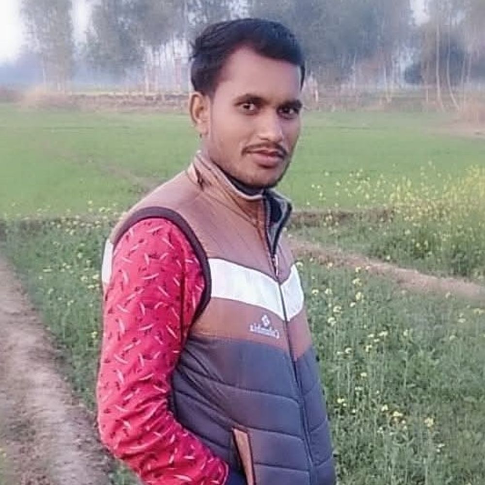 दिल्ली में युवक ने की आत्महत्या, मां-फूफा पर केस दर्ज:प्रेमिका की शादी तय होने पर किया था सुसाइड, बाराबंकी का रहने वाला था