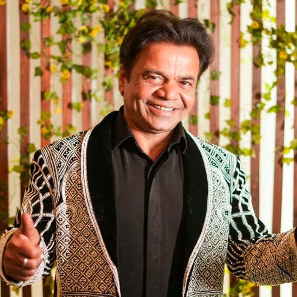 राजपाल यादव के भाई ने मदद के दावों को नकारा:शाहजहांपुर में बोले- मेरा भाई बॉलीवुड में मेहनत कर रहा, भीख नही मांग रहा