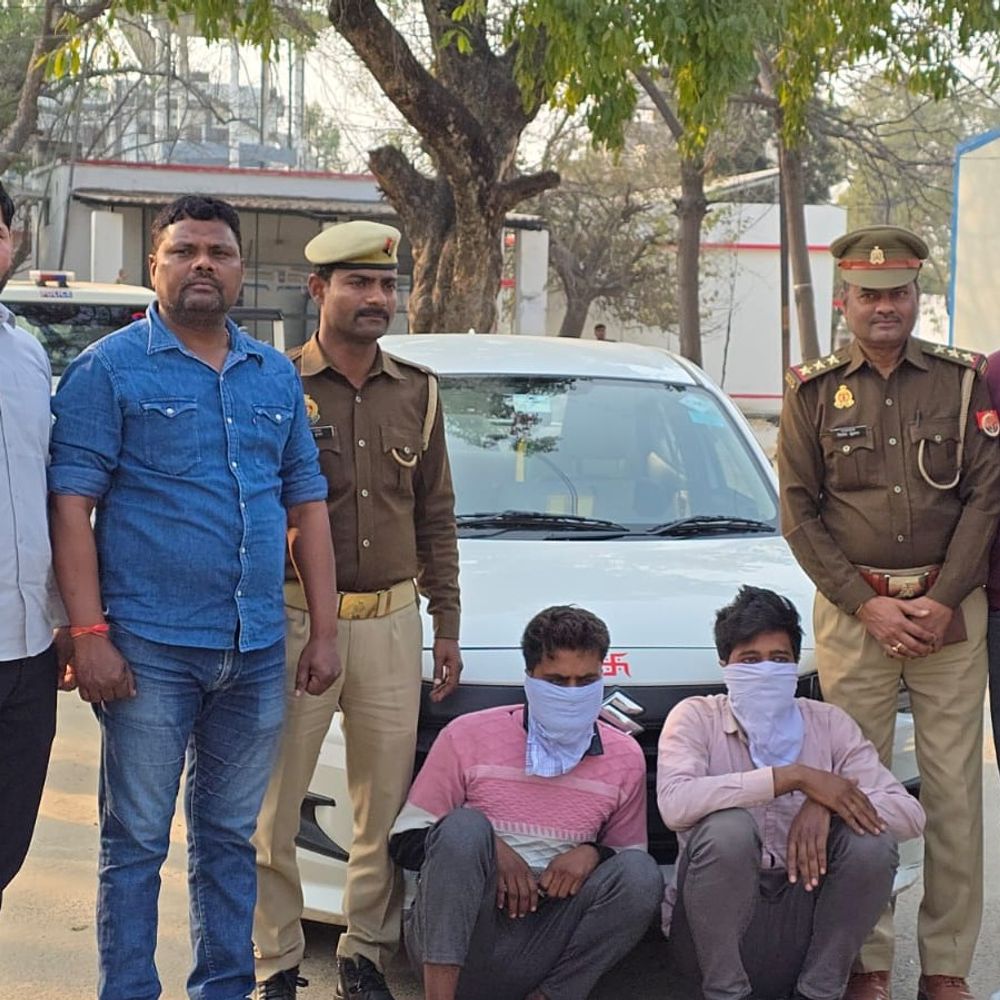 एटा में ओला कैब लूट मामले में दो लुटेरे गिरफ्तार:पुलिस ने स्विफ्ट कार किया बरामद, आरोपियों को भेजा जेल