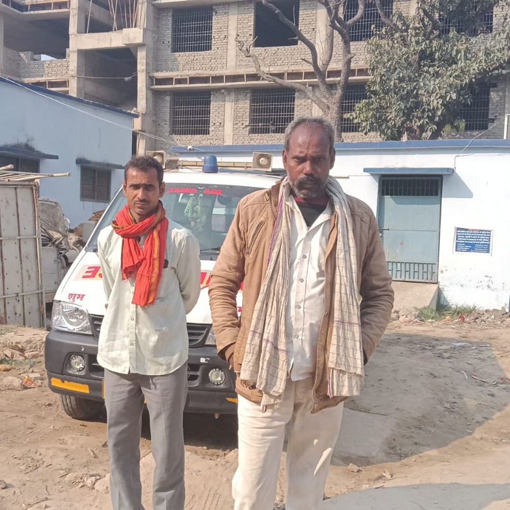 दो बाइक की भिड़ंत, डिलीवरी बॉय की मौत:मधुबनी में सामान पहुंचाकर दो दोस्तों के साथ घर लौट रहा था, 2 घायल