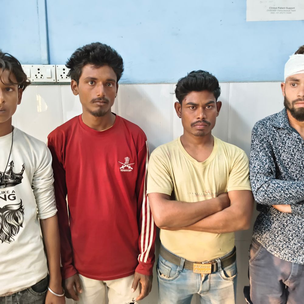 समस्तीपुर में बाइक सवार युवकों से 20 हजार की लूट:बहन की शादी का सामान खरीदने जा रहे थे, भाइयों पर हमला कर किया घायल