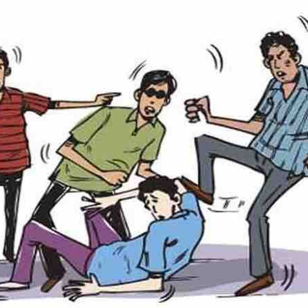 ई-रिक्शा चालक पर हमला, गला घोंटकर मारने का प्रयास:4 महीने बाद कोर्ट के आदेश पर आरोपियों के खिलाफ FIR दर्ज