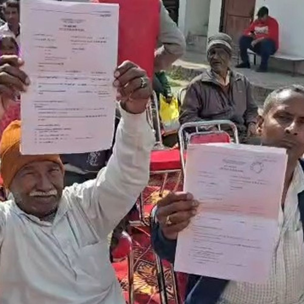 ठगी पीड़ितों ने प्रशासन से लगाई न्याय की गुहार:  करनाल में चिटफंड में लगाया गया पैसा वापस दिलाने की मांग, भूख हड़ताल की चेतावनी – Gharaunda News