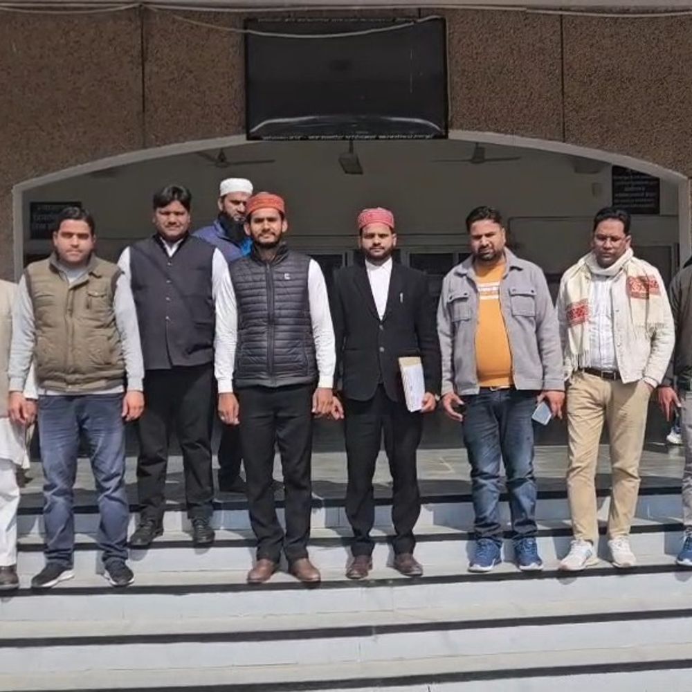 अमरोहा में एम्स स्थापना की मांग तेज:बंद कताई मिल परिसर में एम्स बनाने की मांग को लेकर प्रधानमंत्री को भेजा मांग पत्र