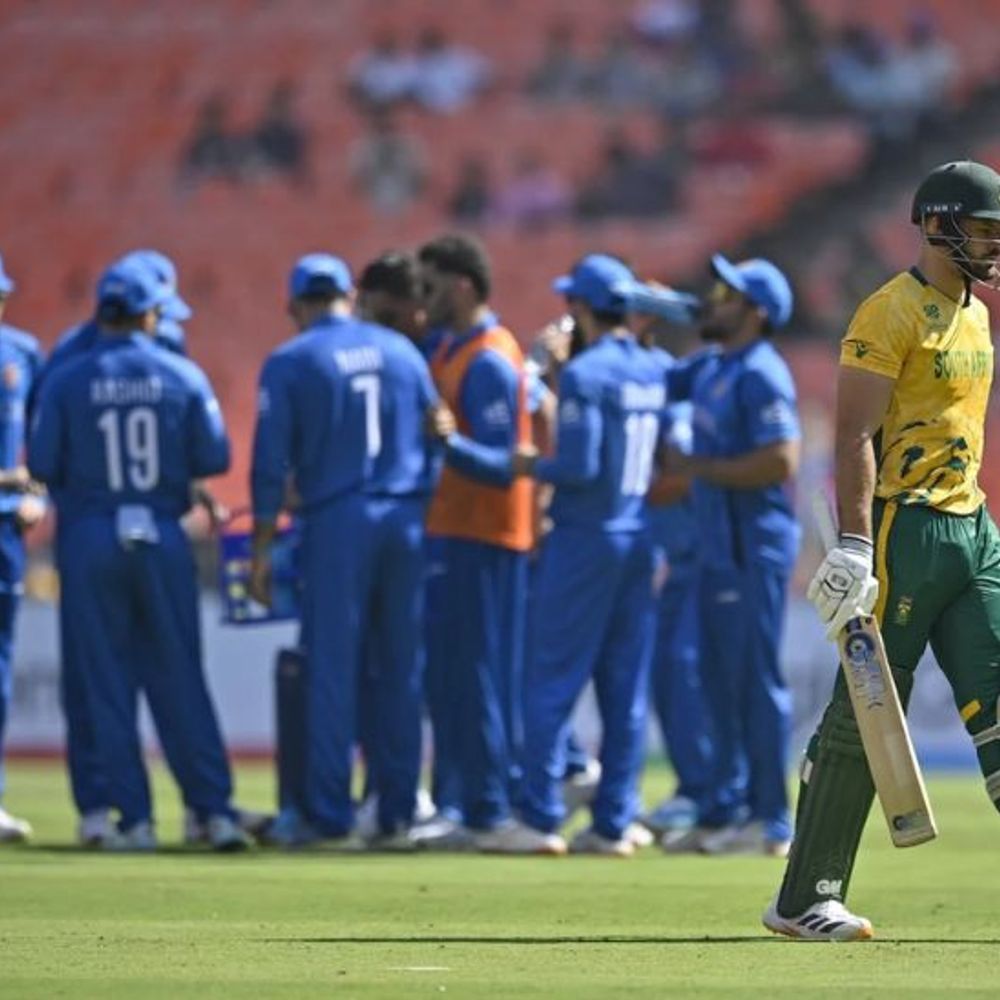 टी-20 वर्ल्डकप, डी कॉक का अर्धशतक:साउथ अफ्रीका का स्कोर 100 पार, एक विकेट भी गंवाया, अफगानिस्तान बॉलिंग बॉलिंग कर रही