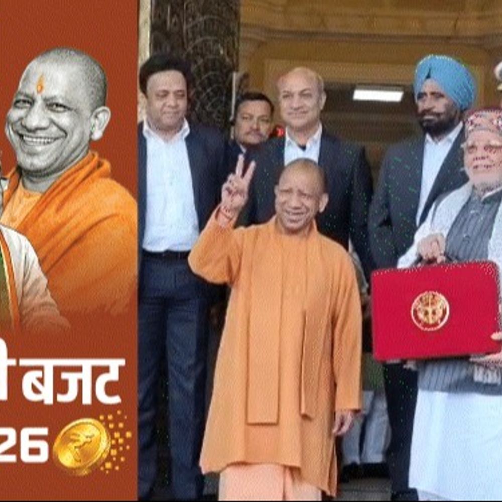 काशी को धर्म-पर्यटन हब बनाने के लिए स्पेशल बजट:विश्वनाथ कॉरिडोर परिक्षेत्र में बढ़ेगी श्रद्धालुओं की सुविधाएं, गंगा घाटों पर सफाई-लाइटिंग