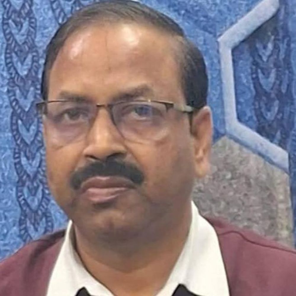 प्रयागराज में SDO को एंटी करप्शन टीम ने पकड़ा:ऑफिस से पकड़कर खुल्दाबाद थाने ले जाया गया, पूछताछ जारी