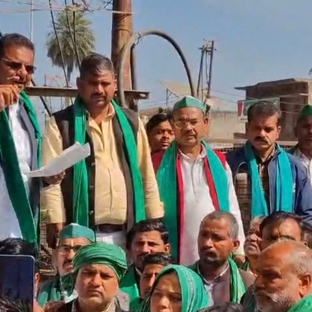 भारत-अमेरिका व्यापार समझौता रद्द करने की मांग:संभल में भाकियू टिकैत बोले- बच्चों के हाथ में कटोरा नहीं आने देंगे