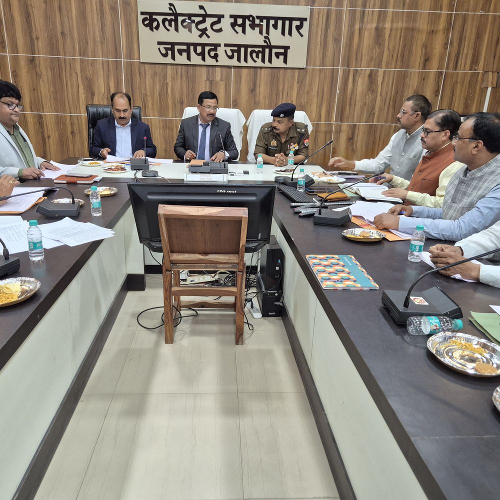 जालौन में अवैध खनन पर बड़ी कार्रवाई:433 वाहन चिन्हित, 2.54 करोड़ रुपये से अधिक की वसूली लंबित