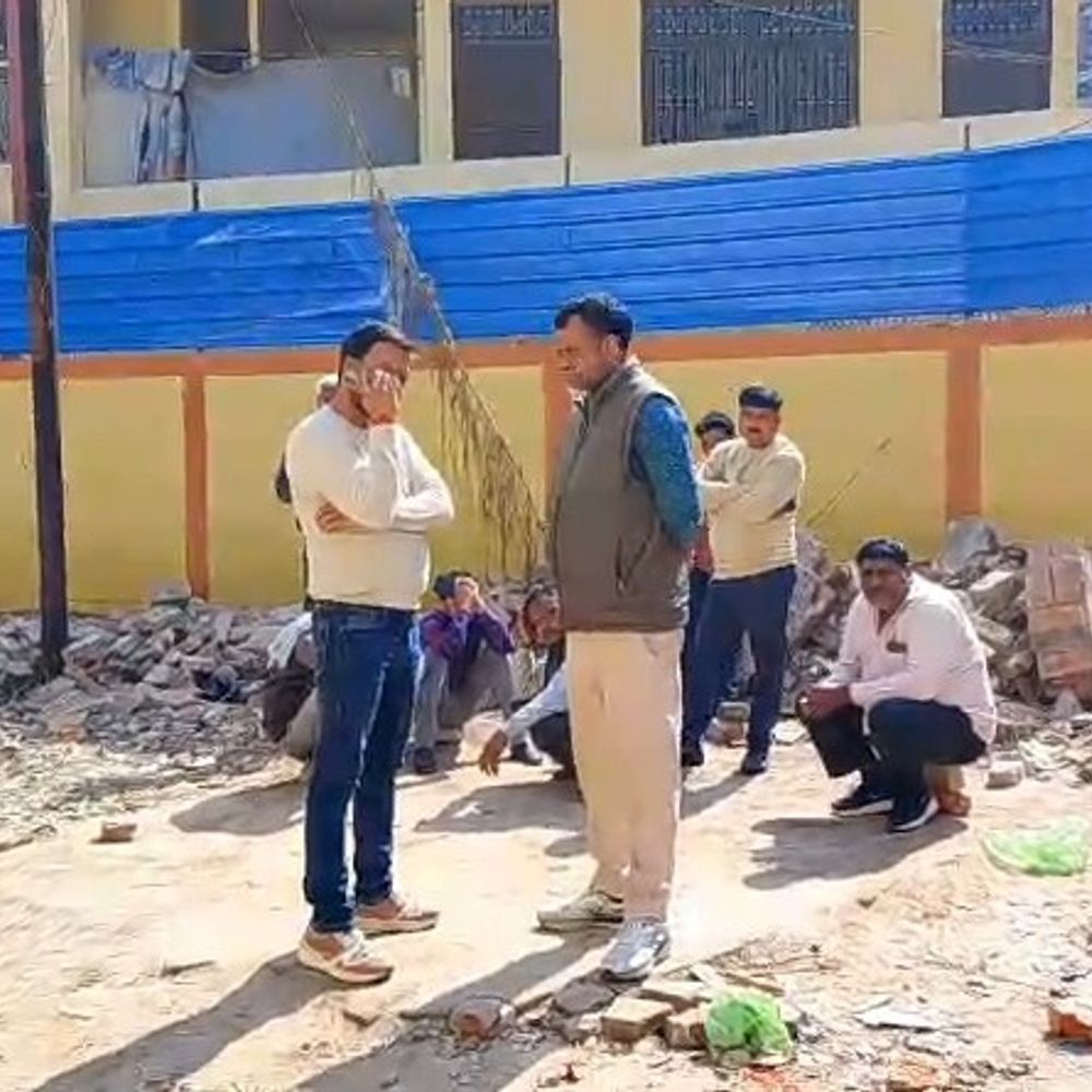 उन्नाव में युवक ने फांसी लगाकर दी जान:कमरे में फंदे से लटका मिला शव, युवती से बातचीत के बाद उठाया कदम