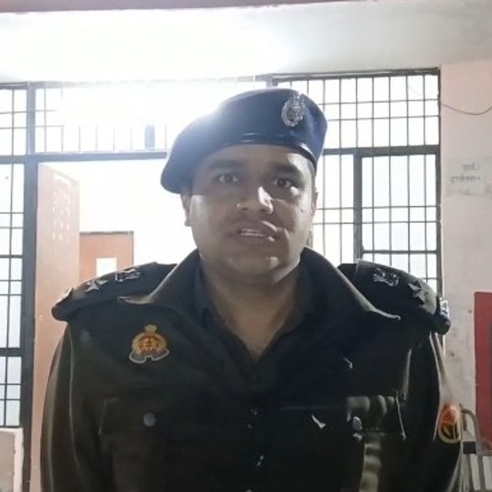 श्रावस्ती में पुलिस मुठभेड़, एक बदमाश को लगी गोली:चोरी के वांछित दो अन्य आरोपी भी गिरफ्तार