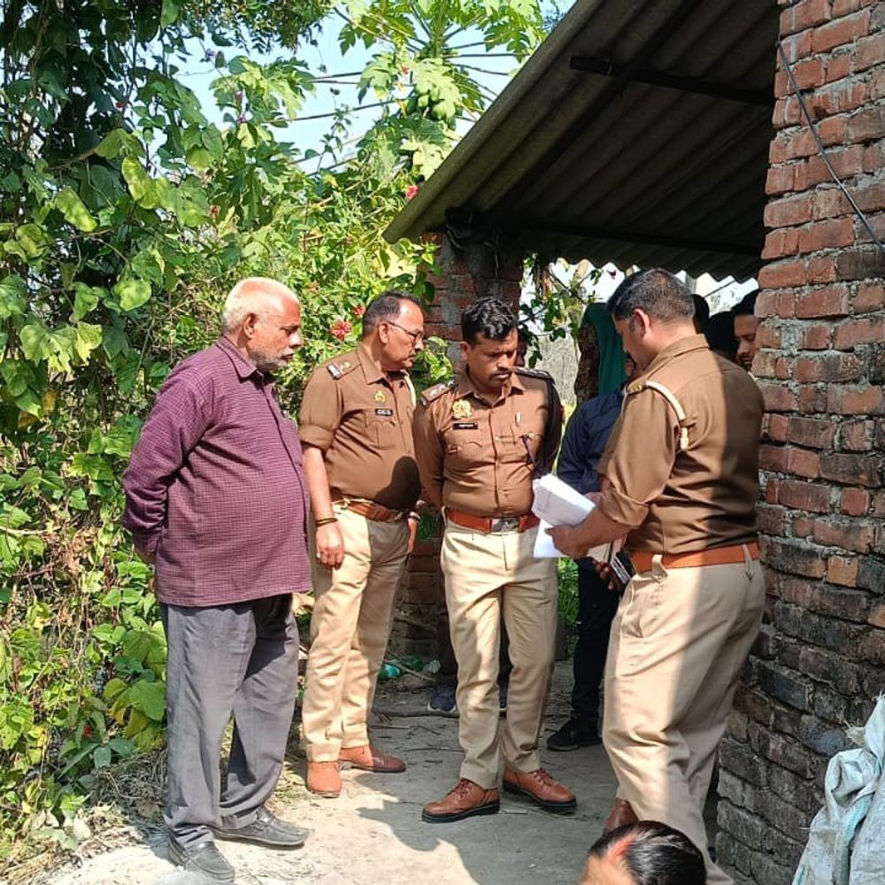 सुल्तानपुर में बाइक नाले में गिरी, युवक की मौत:आज आनी थी साली की बारात, अस्पताल ले जाते समय रास्ते में तोड़ा दम