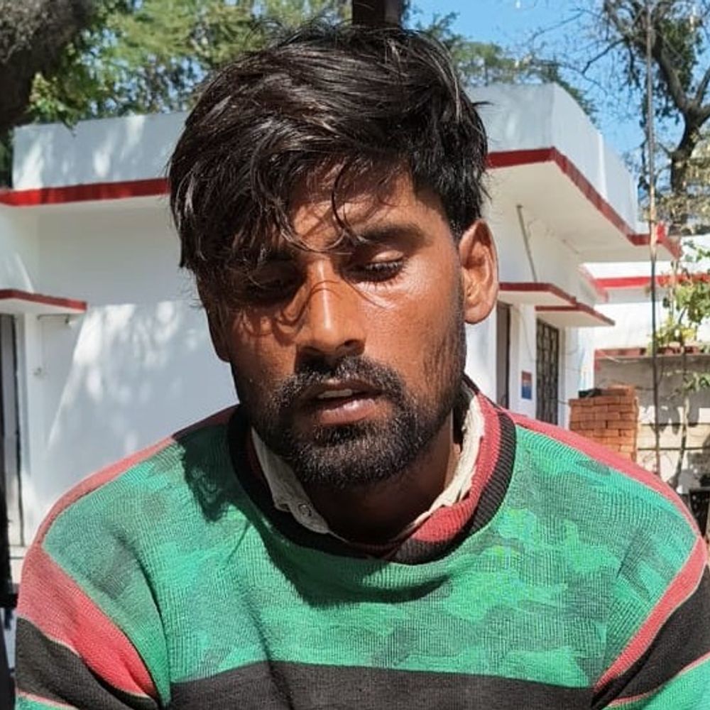 मुरादाबाद में ‘मृत’ घोषित कर्मचारी 36 घंटे बाद लौटा जिंदा:तीजे की तैयारी के बीच घर पहुंचा, मिल प्रबंधन पर उठे सवाल