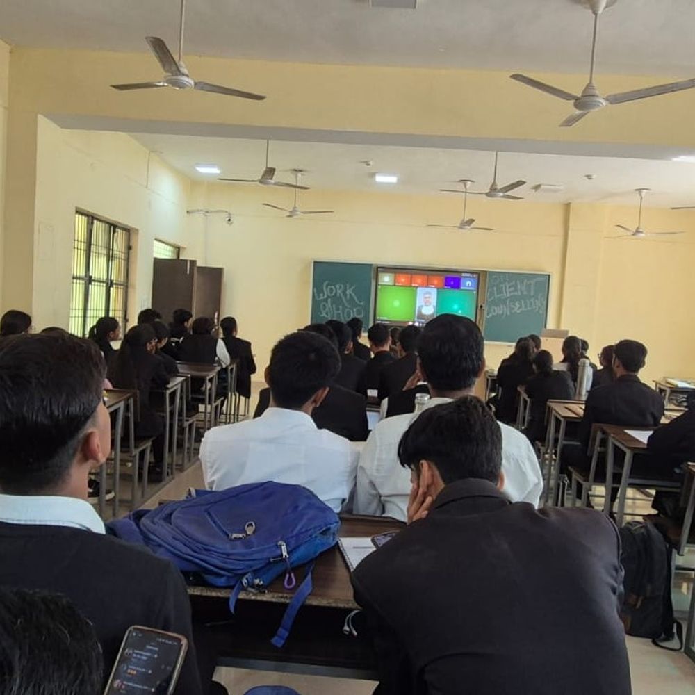 'क्लाइंट काउंसलिंग' विषय पर ऑनलाइन कार्यशाला हुई:सुप्रीम कोर्ट के वकील बोले- क्लाइंट का भरोसा जीतना जरूरी