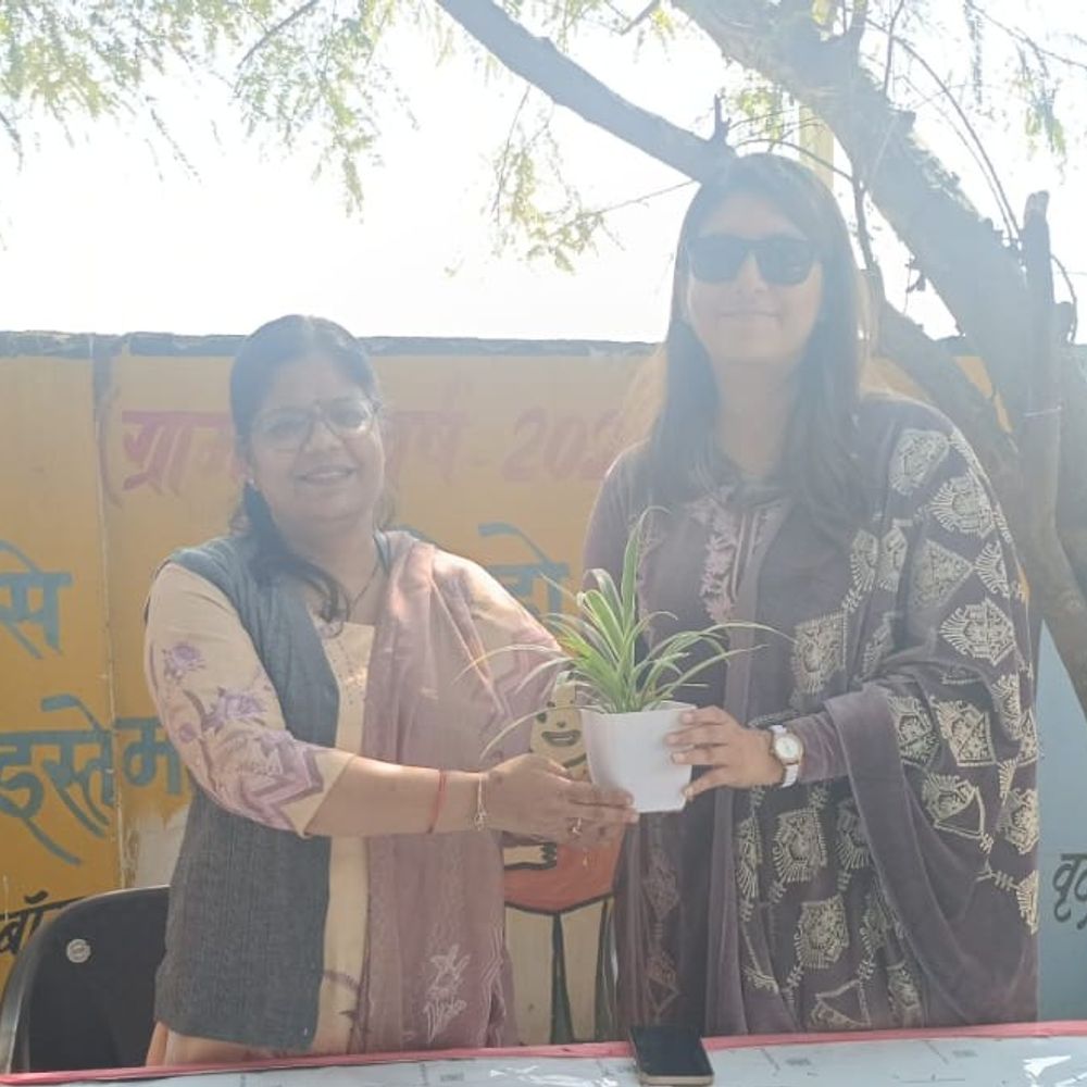 CSJMU के स्वयंसेवकों ने पानी का महत्व बताया:बराटनपुरवा में रैली निकालकर ग्रामीणों को पानी बचाने के तरीके बताए