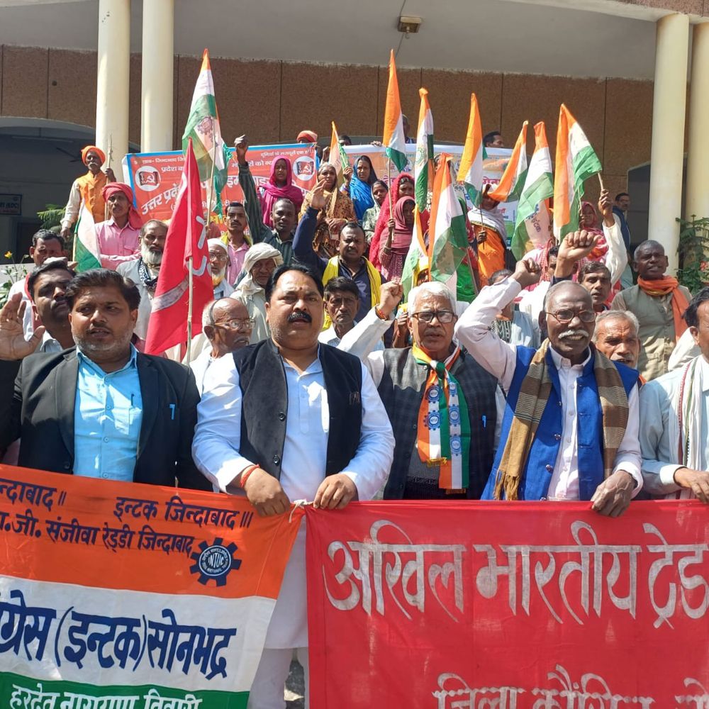 किसान यूनियन का प्रदर्शन, राष्ट्रपति को ज्ञापन:केंद्र की नीतियों का विरोध, एक दिवसीय अखिल भारतीय हड़ताल का समर्थन