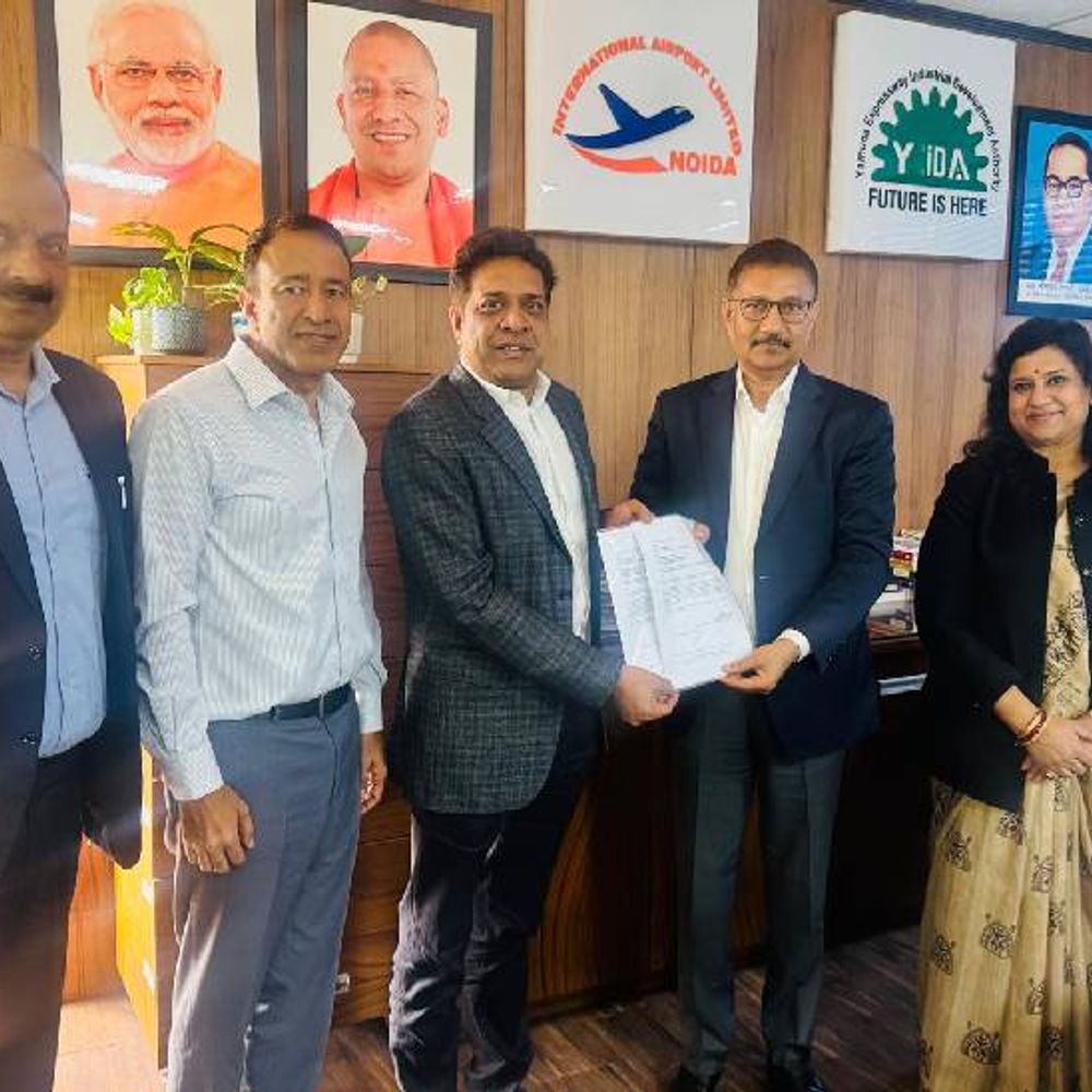 नोएडा में 2.2 लाख करोड़ का AI हब:AM Group और UP सरकार के बीच MOU हुआ, 289 एकड़ जमीन पर प्लांट बनेगा