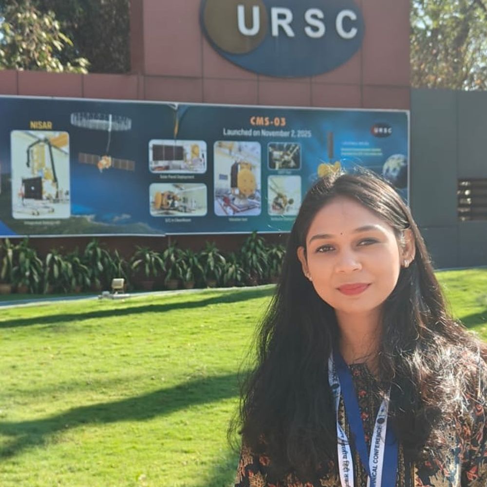 वाराणसी की सोनाली के प्रयासों को ISRO ने सराहा:विभिन्न विद्यालयों में छात्रों के लिए चलागया था अंतरिक्ष जागरूकता कार्यक्रम