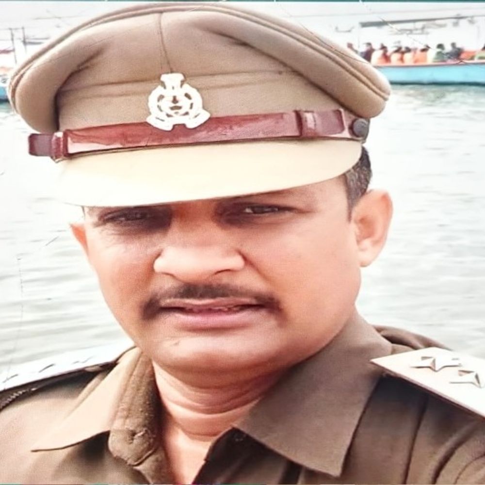 सुलतानपुर में विवादित इंस्पेक्टर को CCTNS का सौंपा प्रभार:फर्जी मुठभेड़ में दिव्यांग वृद्ध को भेजा था जेल, हाईकोर्ट ने मुख्य सचिव को किया है तलब