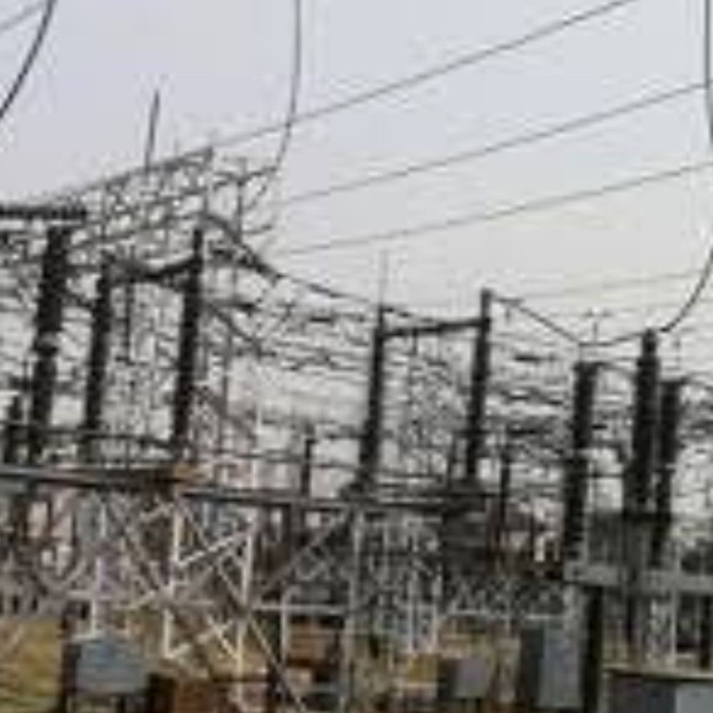 भटवलिया उपकेंद्र पर मरम्मत; 4 घंटे बिजली नहीं आएगी:देवरिया नगर के कई मोहल्लों में प्रभावित होगी सप्लाई