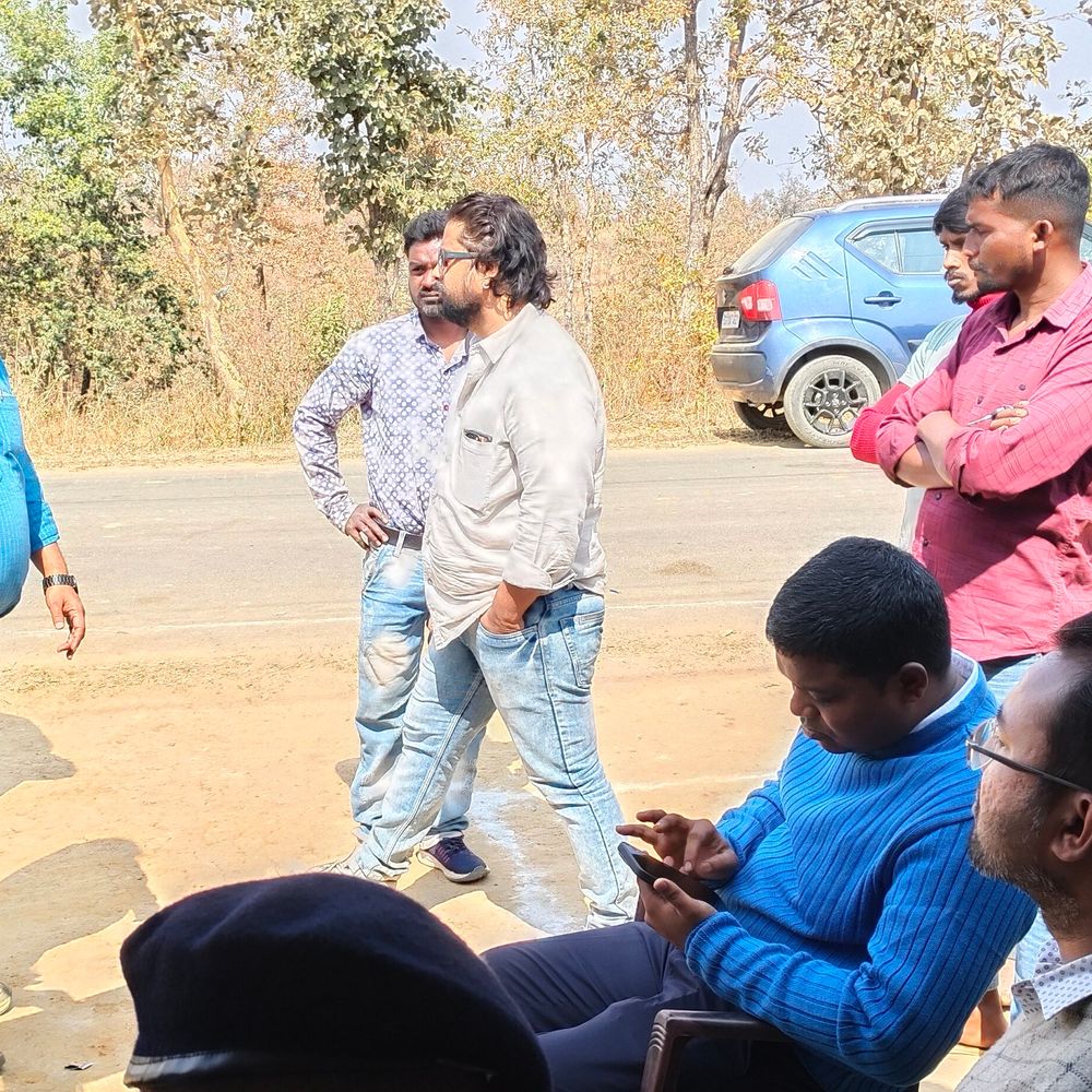 मनेन्द्रगढ़ में मेडिकल कॉलेज निर्माण रोका गया:  परसगढ़ी में घर उजड़ने की आशंका पर ग्रामीण नाराज, SDM-तहसीलदार ने समझाइश दी – Manendragarh-Chirmiri-Bharatpur News