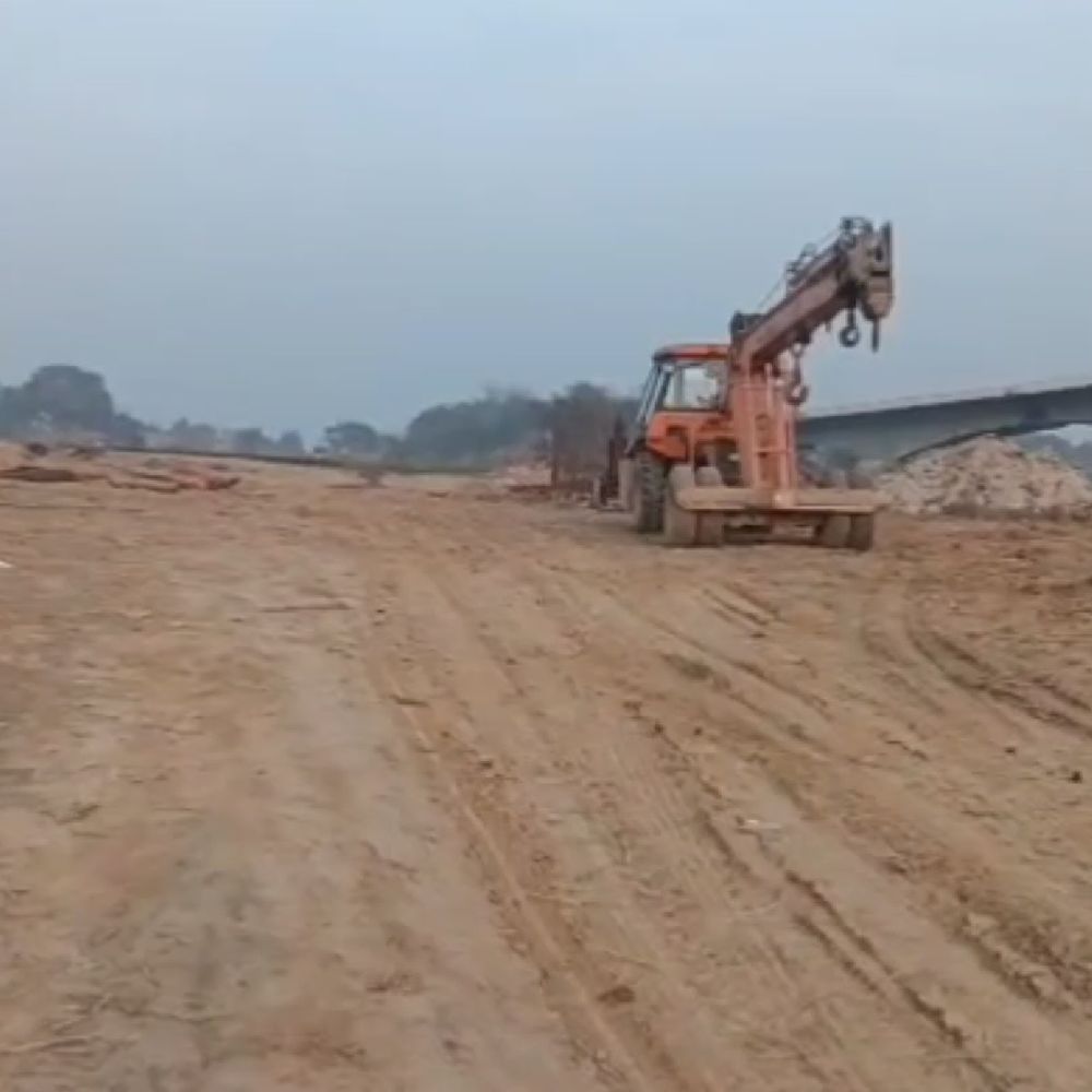देवरिया में सरयू नदी का नया डबल-लेन पुल निर्माण शुरू:चार साल से जर्जर पुराने पुल का विकल्प बनेगा