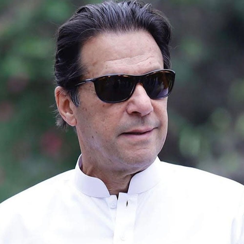 कन्फर्म हुआ- इमरान की एक आंख की 85% रोशनी खत्म:कोर्ट के ऑर्डर पर हुई जांच, पूर्व PAK PM बोले- प्राइवेट इलाज की इजाजत नहीं