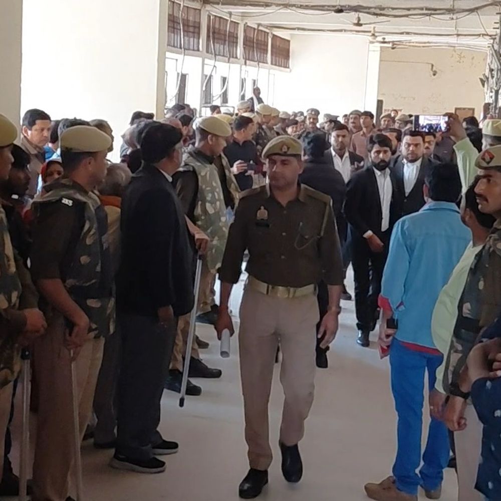 माफिया अनुपम दुबे के भाई सहित 6 गिरफ्तार:गैंगस्टर मामले में 11 पर रिपोर्ट दर्ज, 30 दिन की न्यायिक हिरासत में भेजा