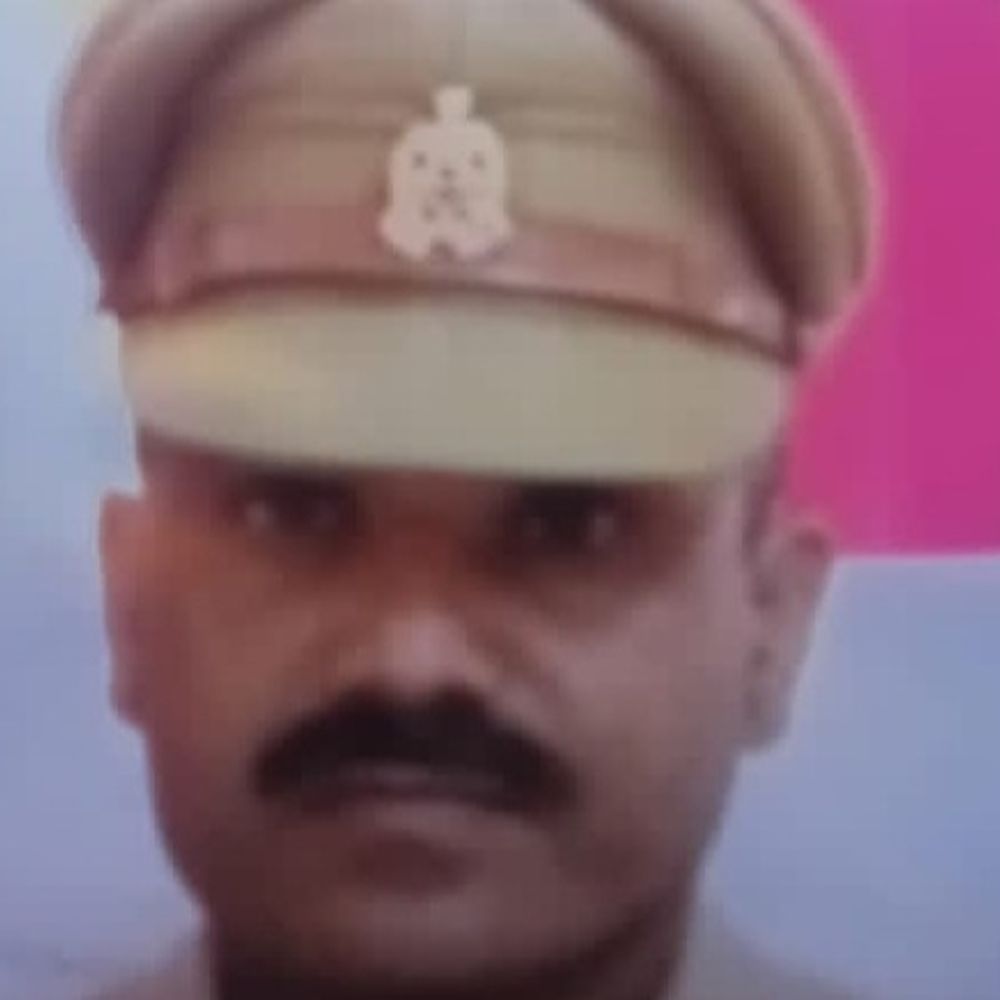 इंस्पेक्टर मनोज वर्मा को फैजगंज बेहटा थाने का चार्ज:बदायूं में थानेदार समेत दो दरोगा, एक हेड कांस्टेबल के निलंबन के बाद मिली जिम्मेदारी