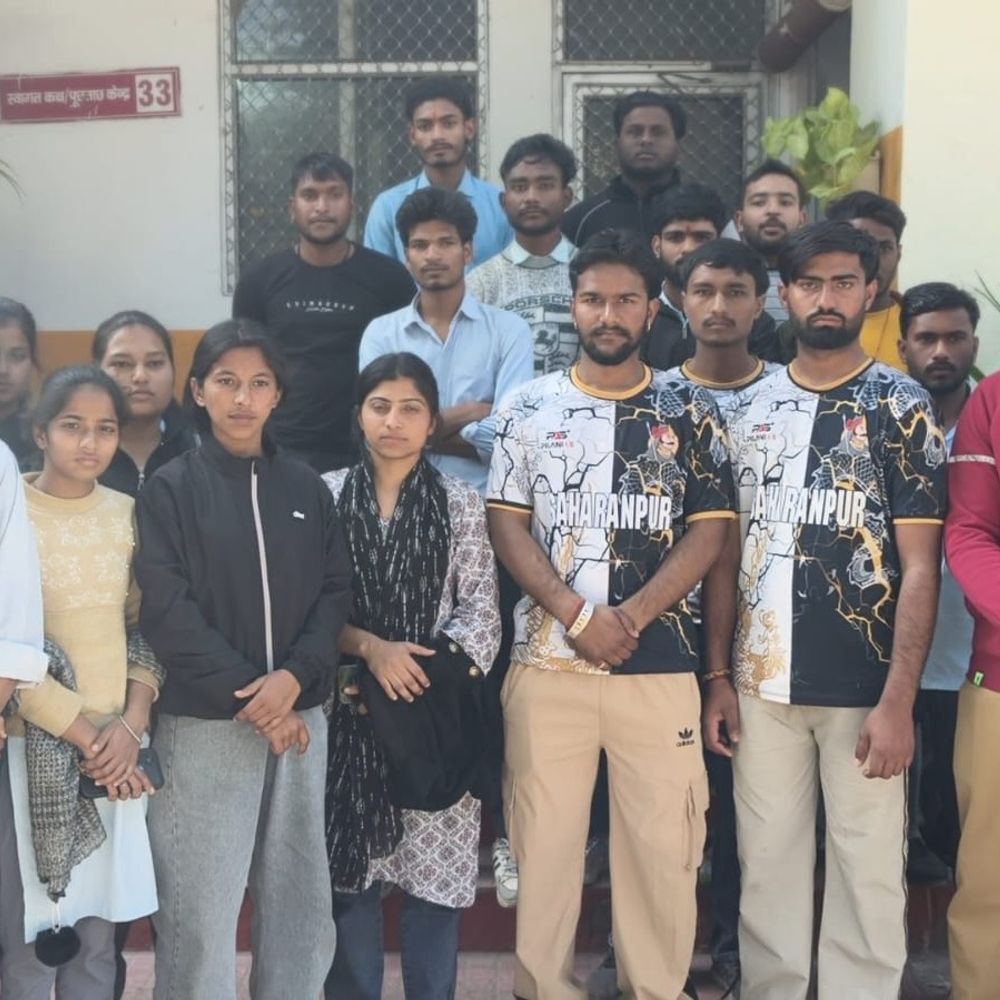 मेरठ जोन खेलों में खिलाड़ियों से भेदभाव का आरोप:सहारनपुर के खिलाड़ियों ने डीएम को सौंपा ज्ञापन, निष्पक्ष जांच की मांग