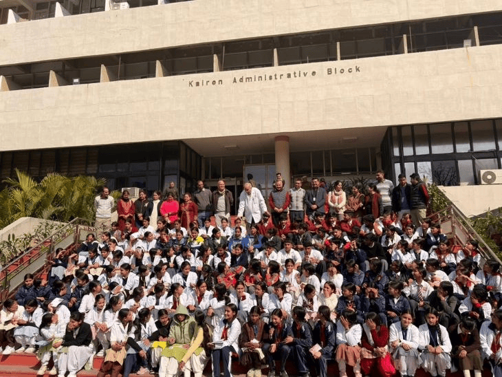 चंडीगढ़ PGI में पहुंचे हिमाचल के 800 स्टूडेंट:  काम करने की प्रक्रिया को समझा, निदेशक बोले- देश के हर कोने से आते हैं मरीज – Chandigarh News