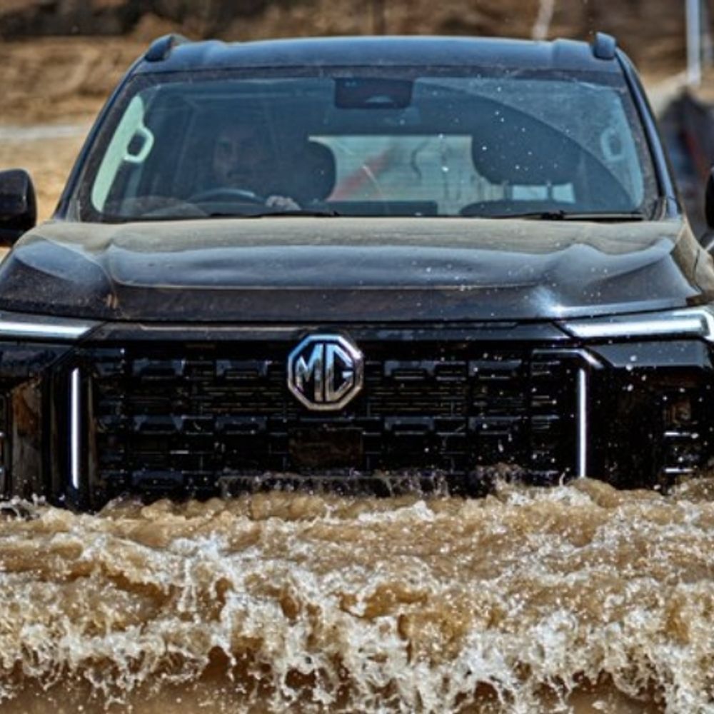 भारत की पहली D+ सेगमेंट SUV मैजेस्टर रिवील:10 ऑफरोडिंग मोड्स के साथ वेंटिलेशन-मसाज फंक्शन फ्रंट सीट्स, सेफ्टी के लिए लेवल-2 ADAS