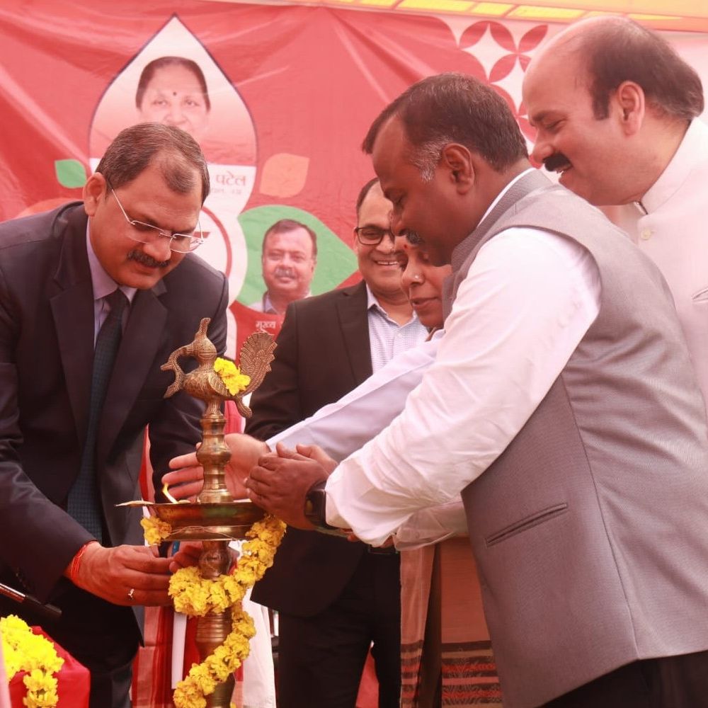 महाराजा सुहेलदेव विश्वविद्यालय में शुरू हुआ युवा तरंग:प्रौद्योगिकी के क्षेत्र में नवाचार की जरूरत, कुलपति बोले आजमगढ़ की धरती ज्ञान साहित्य और वीरता से समृद्ध