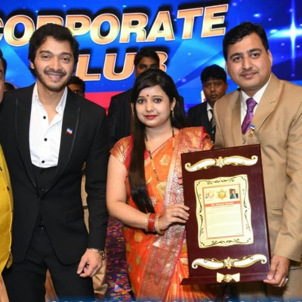 पीड़ित बोला- बड़े नाम होने की वजह से निवेश किया:मैनपुरी से 30 करोड़ की हुई ठगी, एक्टर श्रेयस तलपड़े समेत 12 पर दर्ज है FIR