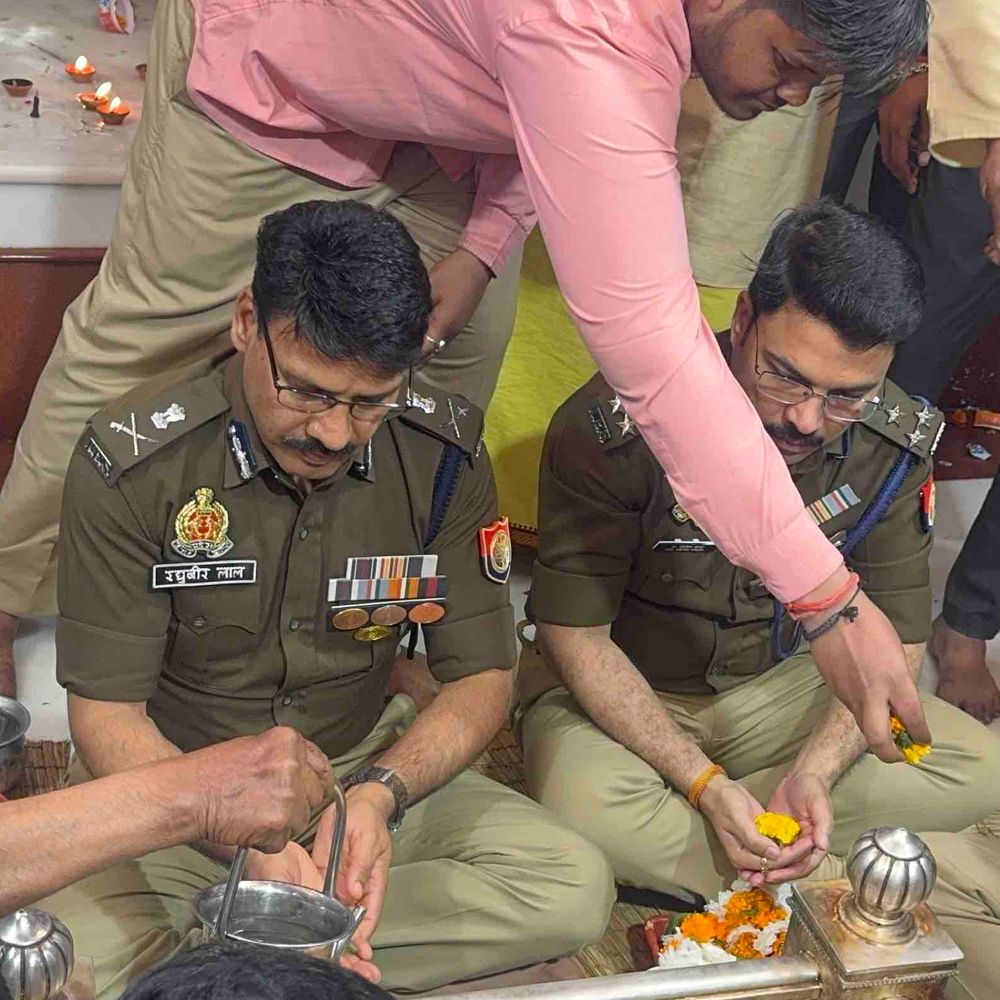 सिद्धनाथ मंदिर का पुलिस कमिश्नर ने किया निरीक्षण:महिला सुरक्षा पर जोर देने और अराजकता रोकने के निर्देश