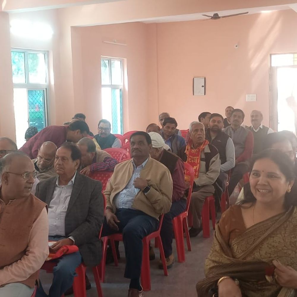 गोमतीनगर महासमिति के वार्षिकोत्सव की तैयारी:रक्षा मंत्री राजनाथ सिंह के सहयोग को सराहा, समारोह में आमंत्रित करने का निर्णय हुआ