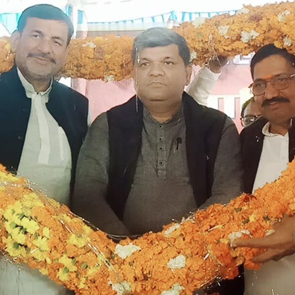 वार्षिकोत्सव कार्यक्रम में शामिल हुए कैबिनेट मंत्री आशीष पटेल शामिल:नए प्रशासनिक भवन का लोकार्पण किया, सपा प्रमुख पर साधा निशाना