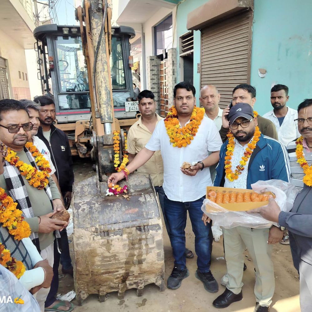 फर्रुखनगर वार्ड 6 में 50 लाख से बनेंगी 4 गलियां:  नपा उपाध्यक्ष प्रदीप ने किया शुभारंभ; बोले- क्षेत्र में रास्ते की समस्या होगी दूर – Farrukh Nagar News